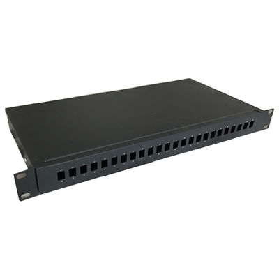 Naprawiono panel krosowy światłowodowy do montażu w stojaku 1U 19 &quot;24-portowy adapter ODF SC Simplex