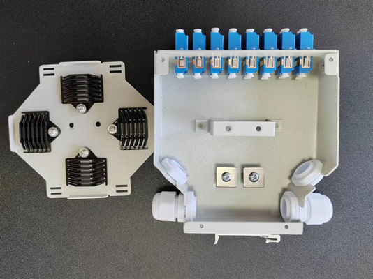 24-rdzeniowa światłowodowa skrzynka zaciskowa na szynę DIN z 12-częściowym adapterem Lc / Apc Duplex