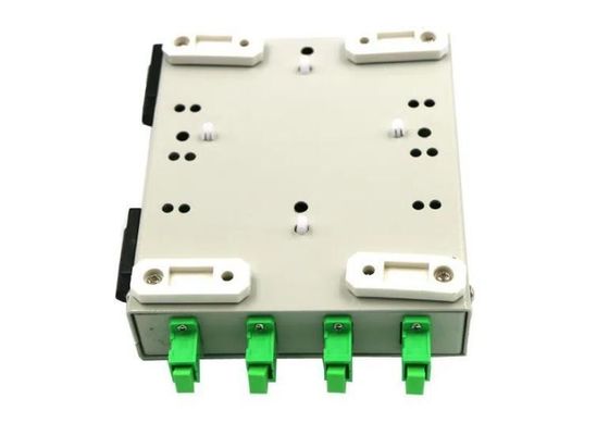 Ścienny terminal światłowodowy serii FTB 4-rdzeniowy FTTH z adapterami APC