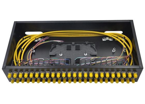 Naprawiono światłowodową obudowę do montażu w szafie 12-rdzeniowy panel krosowy Adapter 1U St Upc