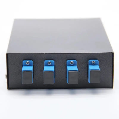 Mini montowany na ścianie/antenie 4-portowy terminal światłowodowy ODF LC/UPC D-hold Adapter